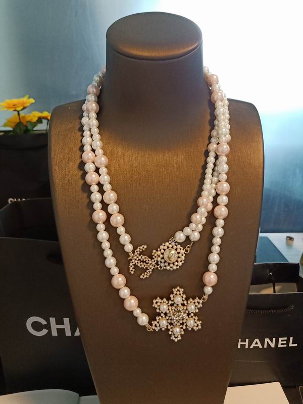 Chanel necklace 1lyx53